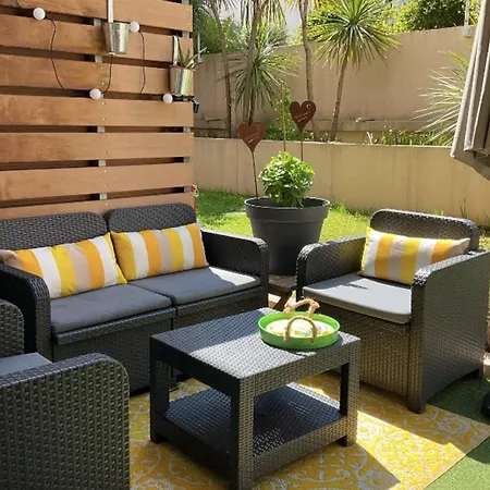 公寓 Charming Refurbished Cocoon With Swimming Pool