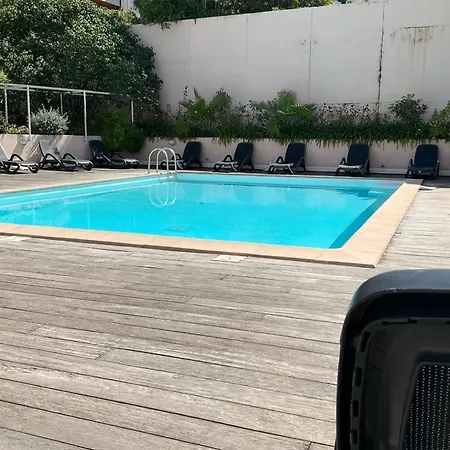 Charming Refurbished Cocoon With Swimming Pool Διαμέρισμα Κάννες