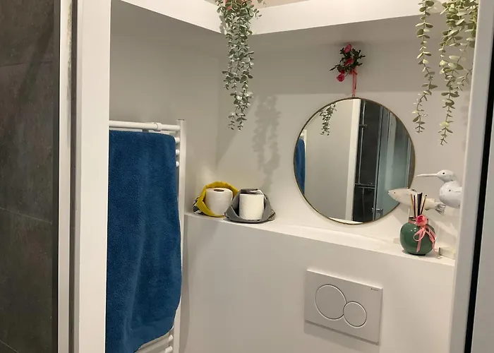 Charming Refurbished Cocoon With Swimming Pool Apartman Cannes