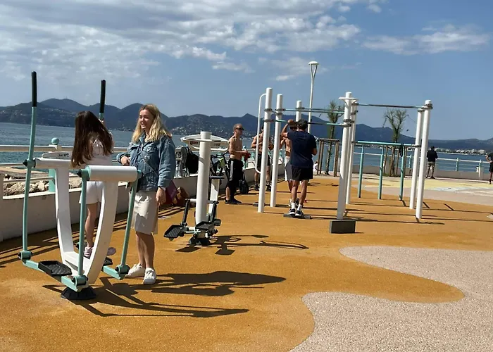 Charming Refurbished Cocoon With Swimming Pool Lejlighed *